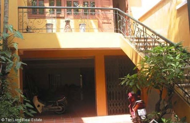 Biệt thự nhà vườn mặt đường Đốc Ngữ cho thuê, quận Ba Đình, Hà Nội