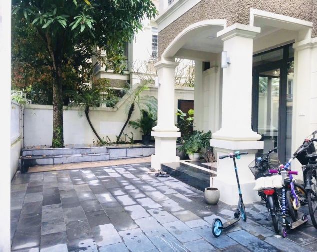 Biệt thự sân vườn siêu thoáng mát, khu T3 Ciputra Tây Hồ, diện tích 324m2