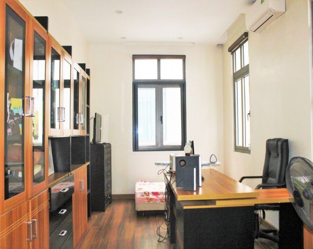 Cho thuê Biệt Thự Song Lập 196m2/5PN full đồ, thang máy đi kèm tại KĐT Vinhomes The Harmony