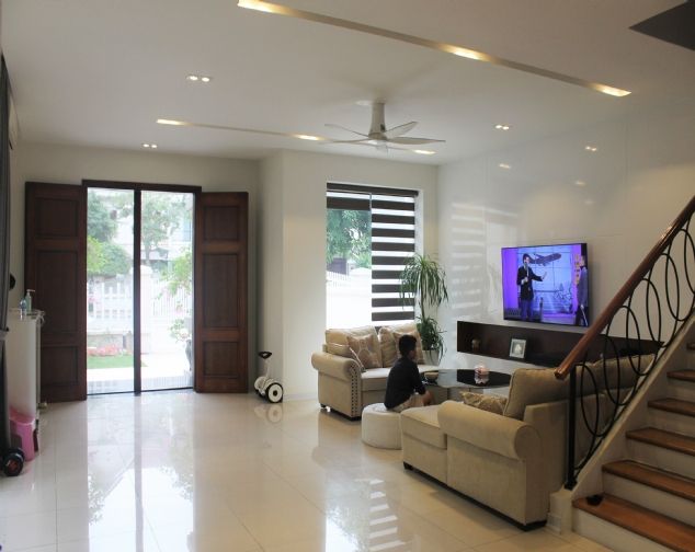 Biệt thự song lập DT 300m2, đủ đồ, cần cho thuê tại Vinhomes Riverside, Long Biên