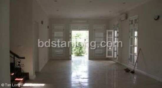 Biệt thự tại Ciputra, Tây Hồ, Hà Nội cho thuê