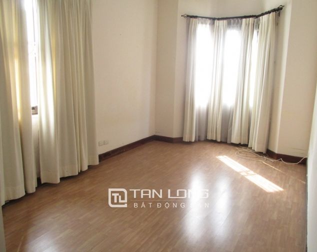 Biệt thự Thành Công 2 tầng, 3 phòng ngủ quận Đống Đa cho thuê