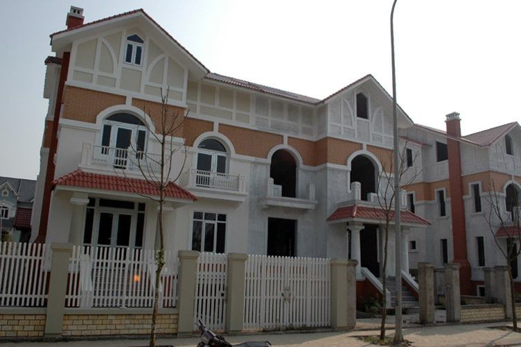 Bán biệt thự Thiên đường Bảo Sơn, mặt đường Lê Trọng Tấn giá chỉ hơn 15 tỷ 324m2