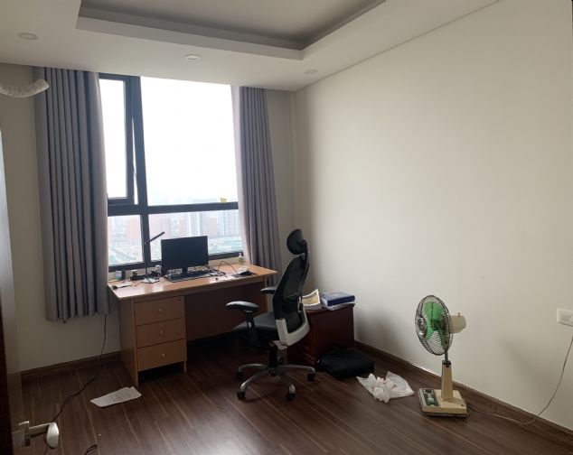 Bán căn hộ 2PN/87m2 tầng cao toà N01 T5 KĐT Ngoại Giao Đoàn