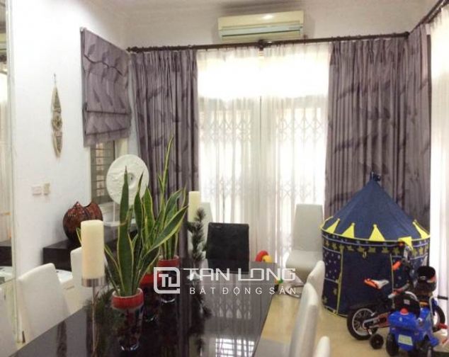 Cần bán Biệt thự D5 Ciputra hiện đại, đầy đủ nội thất, hướng Đông Nam, sổ đỏ chính chủ