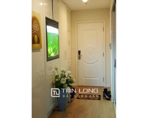 Cần bán căn hộ 105m2, 2 phòng ngủ ở Tòa R4 Vinhomes Royal City