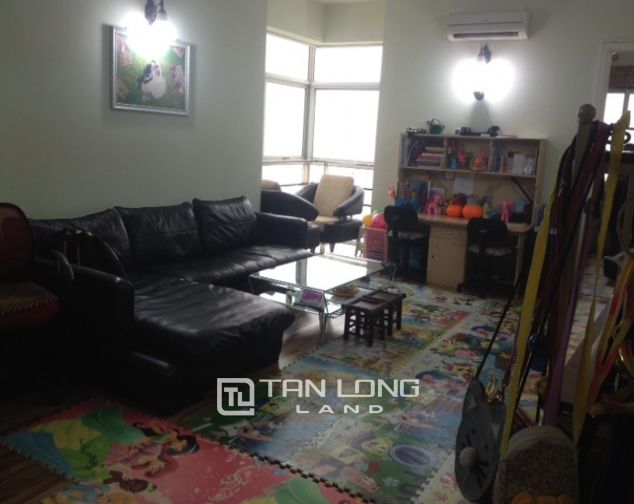 Cần bán căn hộ 123m2, 3 phòng ngủ tại E1 Ciputra, Tây hồ