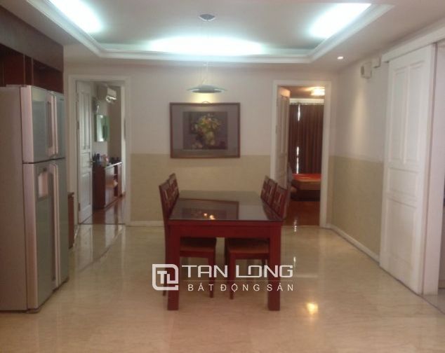 Cần bán căn hộ 182m2, 4 phòng ngủ tại tòa P2 Ciputra, quận Tây Hồ