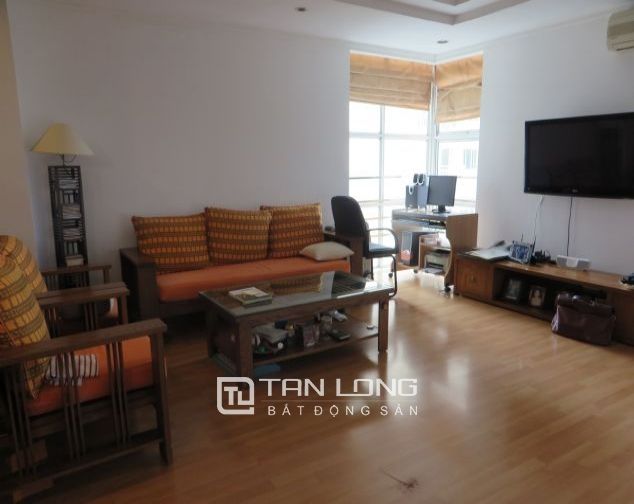 Cần bán căn hộ 3 ngủ hướng Đông Nam tại tòa G3 Ciputra, Tây Hồ, Hà Nội