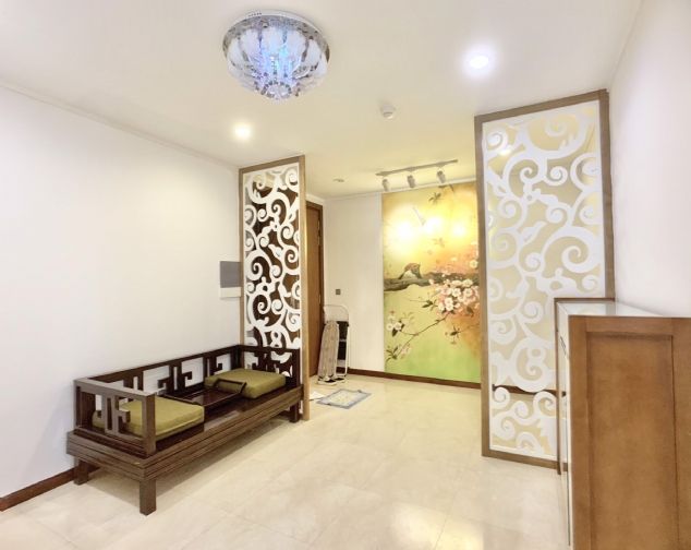 Cần bán căn hộ sổ đỏ chính chủ 154m2 tòa L2 Ciputra, Tây Hồ