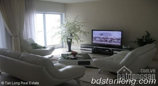 Cần bán căn hộ tại Golden Westlake, quận Tây hồ