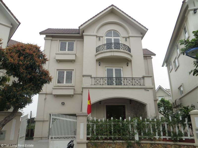 Cần bán cắt lỗ biệt thự Hoa Lan Vinhomes Riverside, quận Long Biên