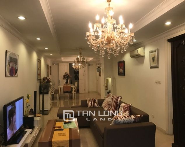 Cần bán gấp căn hộ 145m2 khu P1 Ciputra