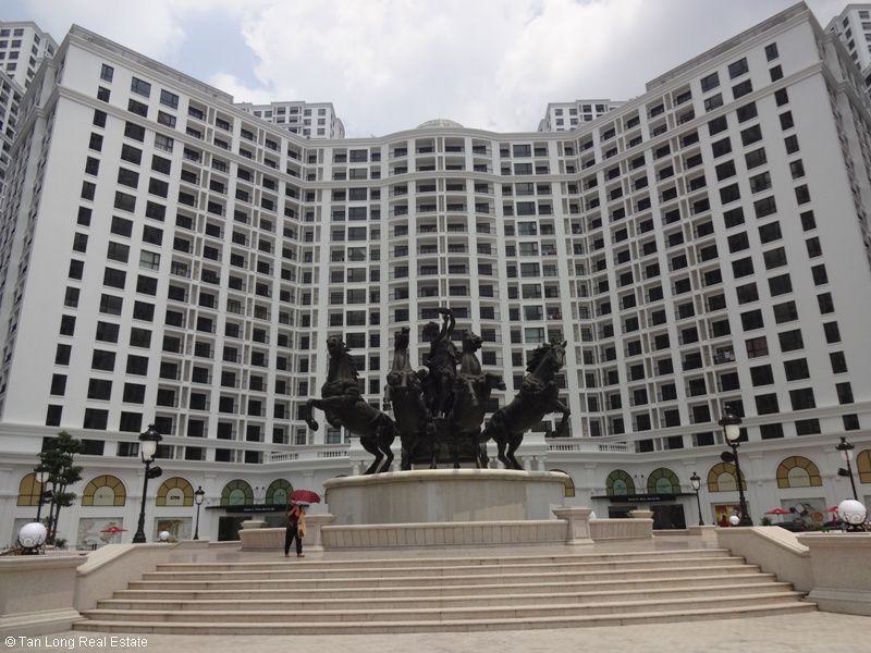 Cần bán gấp căn hộ cao cấp tại Royal City