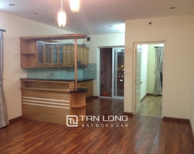 Cần bán gấp chung cư 126m2, sổ đỏ chính chủ tại Vườn Đào, quận Tây Hồ