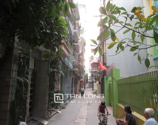 Cần bán nhà 58m2 x 6 tầng tại Linh Lang, quận Ba Đình