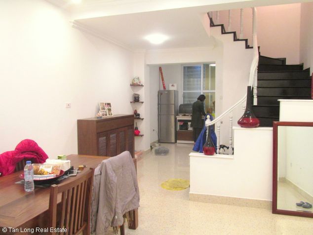 Cần bán nhà riêng 49 m2 tại Xóm Chùa, quận Tây Hồ, Hà Nội