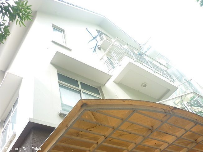 Cần cho thuê biệt thự 181m2 tại Mễ Trì Hạ, Nam Từ Liêm