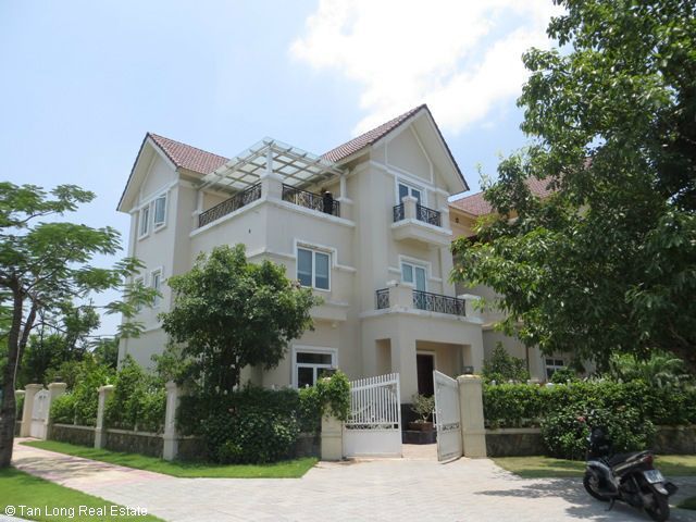 Cần cho thuê biệt thự Hoa Lan, khu đô thị Vinhomes Riverside, quận Long Biên