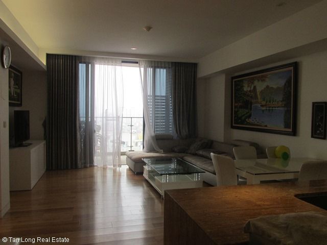 Cần cho thuê căn hộ 03 phòng ngủ tại Indochina Plaza, Cầu Giấy