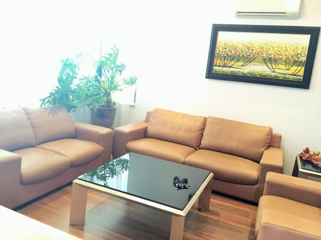 Cần cho thuê căn hộ 105m2, 2 phòng ngủ tại Packexim, quận Tây Hồ
