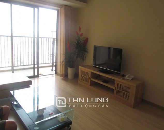 Cần cho thuê căn hộ 108m2, 2 phòng ngủ tại Sky City 88 Láng Hạ