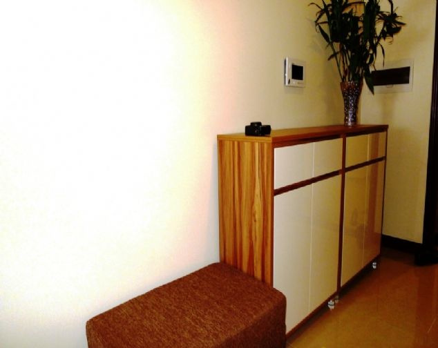Cần cho thuê căn hộ 114m2, 2 phòng ngủ tại Vinhomes Royal City