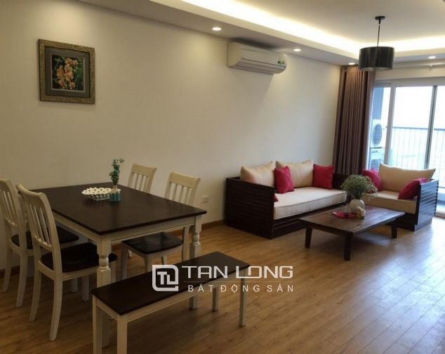 Cần cho thuê căn hộ 121m2, 2 phòng tắm ở Golden Palace, Nam Từ Liêm