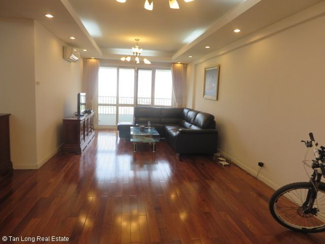 Cần cho thuê căn hộ 182m2 tòa P2 Ciputra, quận Tây Hồ