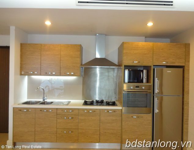 Cần cho thuê chung cư 113m2, 2 phòng ngủ, view Hồ Tây cho thuê tại Golden Westlake