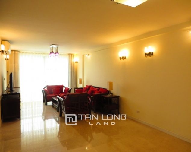 Cần cho thuê chung cư 182m2, 4 phòng ngủ tại P1 Ciputra