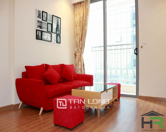Cần cho thuê chung cư 2 phòng ngủ tại Vinhomes Nguyễn Chí Thanh, quận Đống Đa