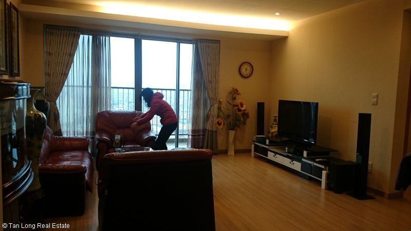 Cần cho thuê gấp căn hộ 139 m2 tại 88 Láng Hạ, quận Đống Đa