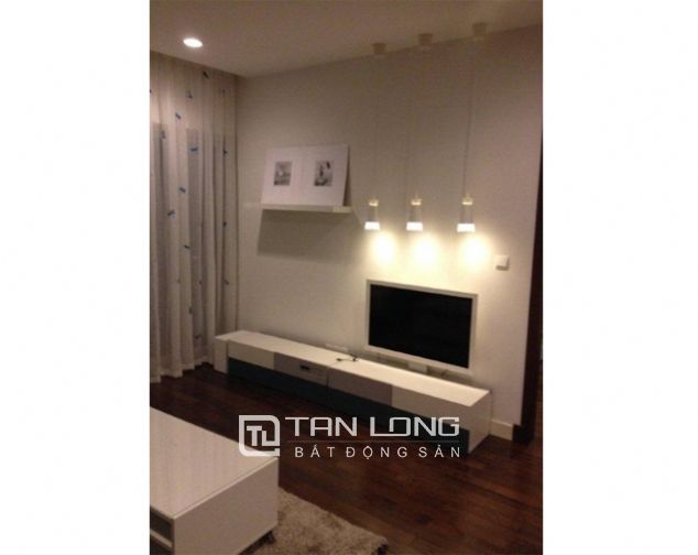 Cần cho thuê gấp căn hộ tầng trung Lancaster 3 phòng ngủ, đủ đồ