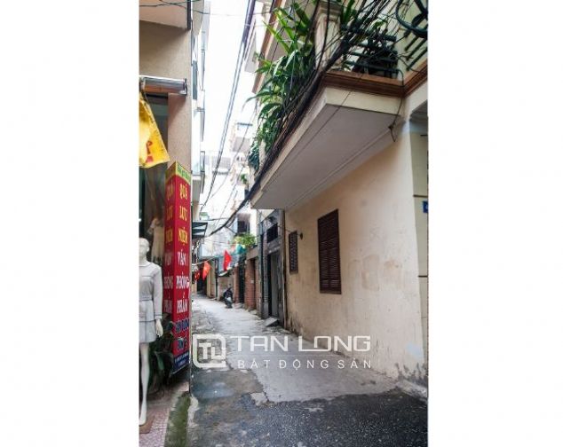 Cần cho thuê nhà 4 tầng, đủ đồ nội thất sang trọng tại Nguyễn Khánh Toàn