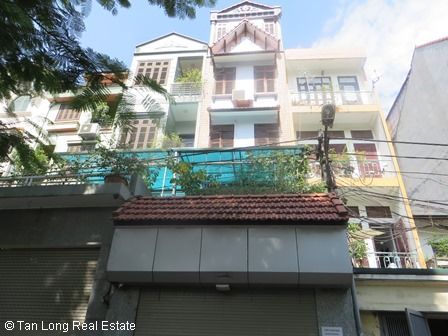 Cần cho thuê nhà 4 tầng mặt phố Tô Hiệu, quận Cầu Giấy