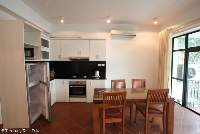 Cần cho thuê nhà 5 phòng ngủ, đủ đồ cho thuê tại Võng Thị, quận Tây Hồ