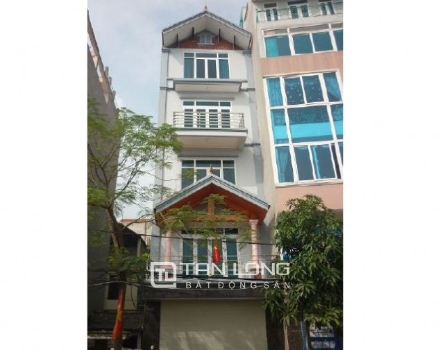 Cần cho thuê nhà 80m2 x 5 tầng tại Trịnh Công Sơn, quận Tây Hồ