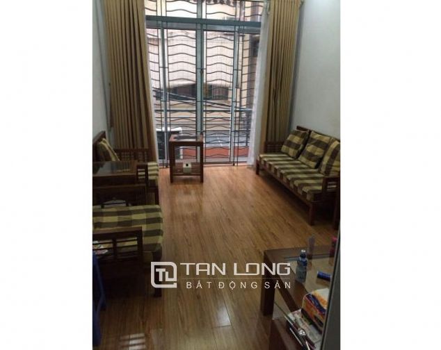 Cần cho thuê nhà riêng 40m2 x 5 tầng tại Hoa Lư, quận Hai Bà Trưng