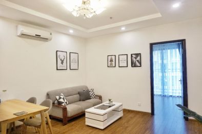 Chính chủ cần bán căn hộ 2 PN+ 2WC The Ninety Complex 90 Đường Láng giá tốt hướng Nam thoáng mát