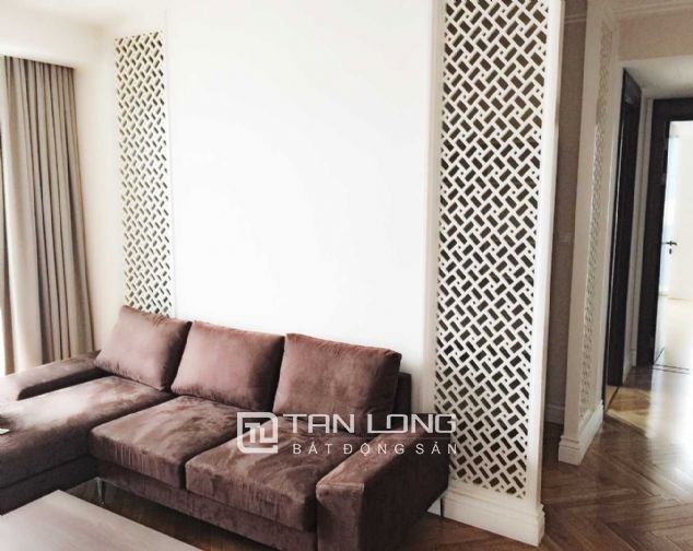 Căn hộ 120m2, 2 phòng ngủ cho thuê tại Hoàng Thành Tower, quận Hai Bà Trưng