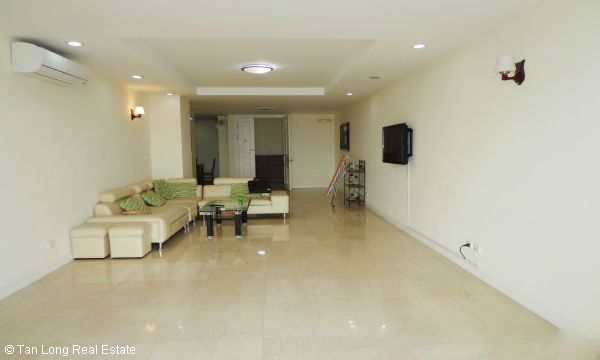 Căn hộ 145m2, 3 phòng ngủ, đủ đồ cho thuê tại tòa P1 Ciputra Hà Nội