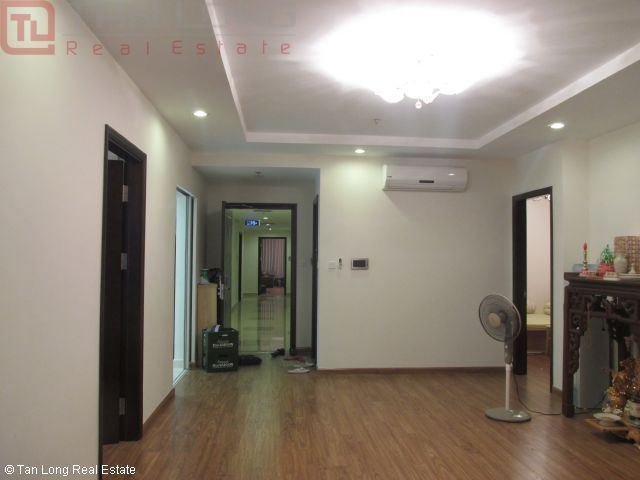 Căn hộ 2 phòng ngủ cho thuê tại tòa T2 Vinhomes Times City, quận Hai Bà Trưng