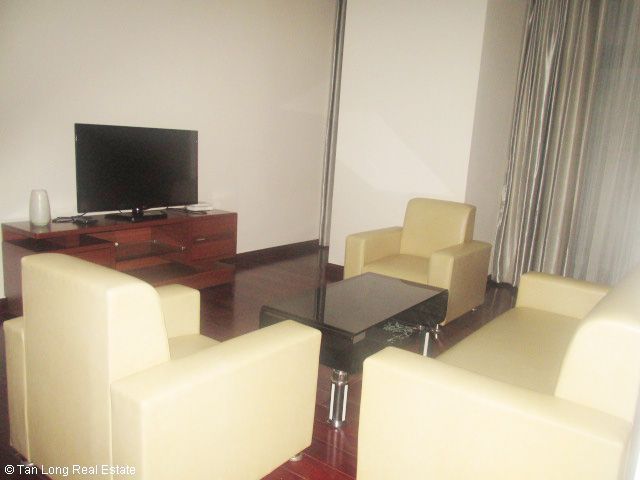Căn hộ 2 phòng ngủ rộng rãi cho thuê tại Vinhomes Royal City, quận Thanh Xuân