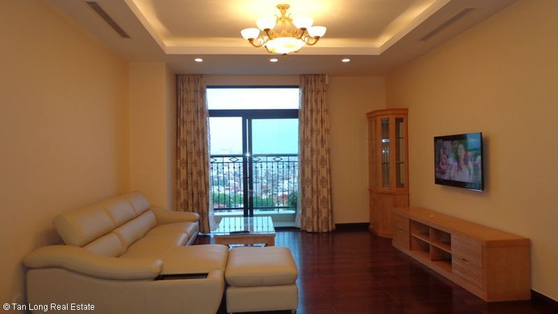 Căn hộ 3 phòng ngủ, đủ đồ cho thuê tại Royal City, Quận Thanh Xuân