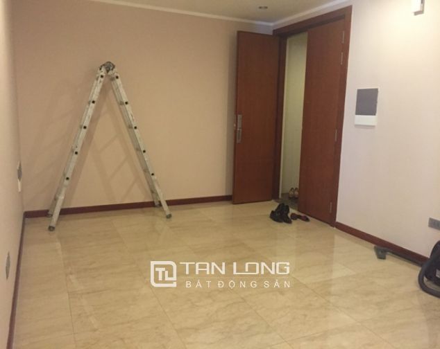 Căn hộ 3 phòng ngủ, đủ đồ tại L2 Ciputra, quận Tây Hồ cần cho thuê