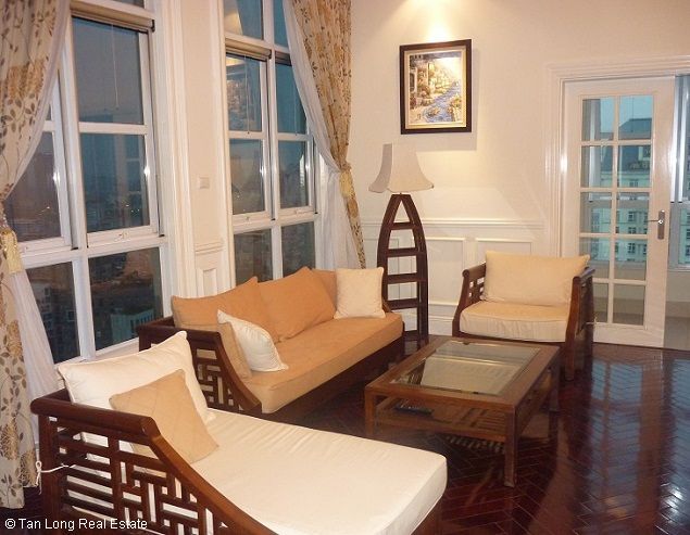 Căn hộ 3 phòng ngủ tại The Manor Mỹ Đình cho thuê với diện tích 192m2
