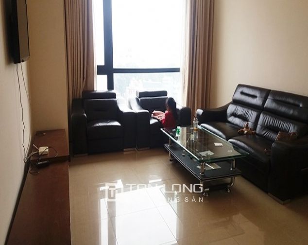 Căn hộ 3 phòng ngủ tiện nghi tại R4, Vinhomes Royal City, HN