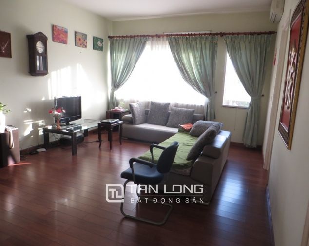 Căn hộ 38 triệu/m2, hướng Đông Nam bán tại E5 Ciputra, quận Tây Hồ