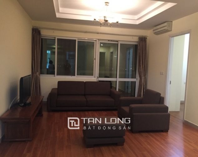 Căn hộ 4 phòng ngủ, view hồ tây cho thuê ở Tòa E5 Ciputra Hà Nội